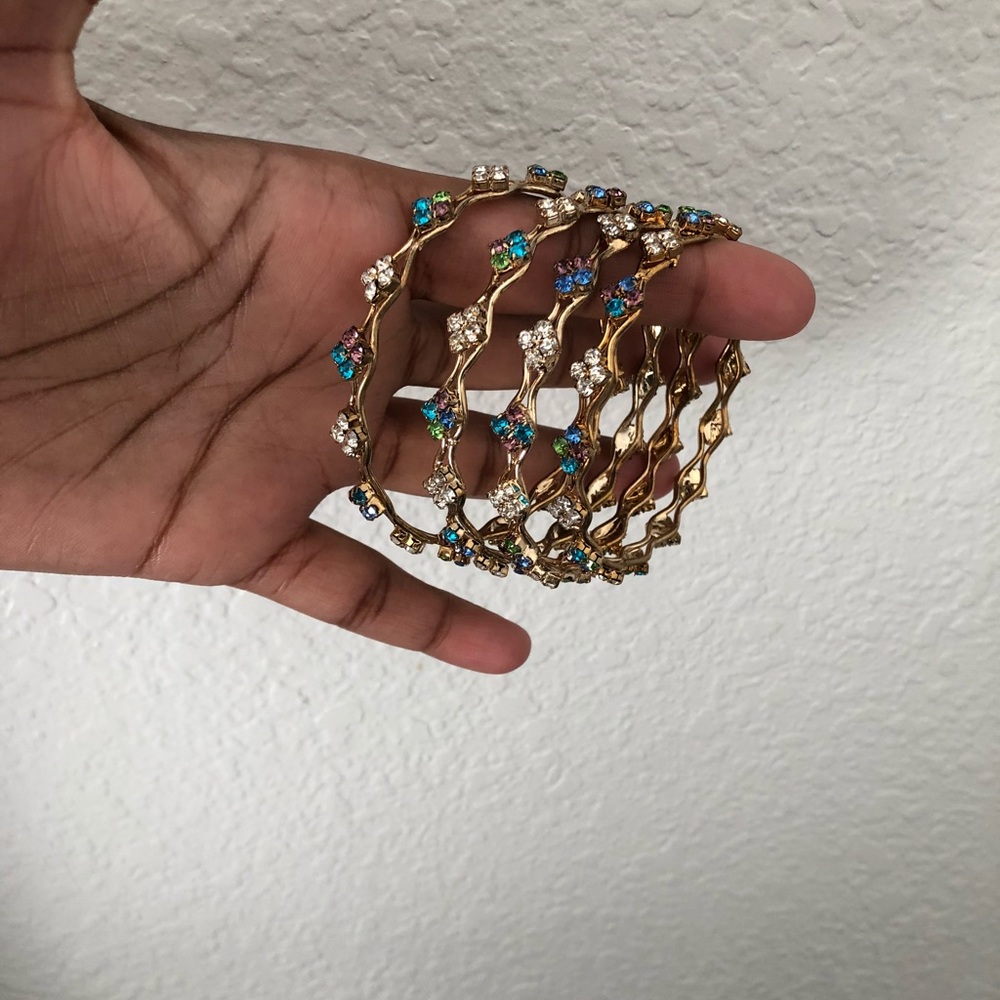 Bangles/ Bracelet